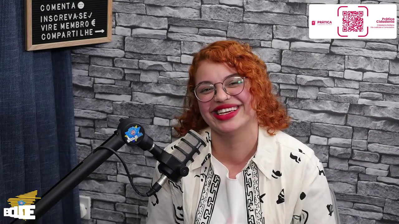 Larissa Melo conversando sobre sua carreira como diretora de cinema na Irlanda