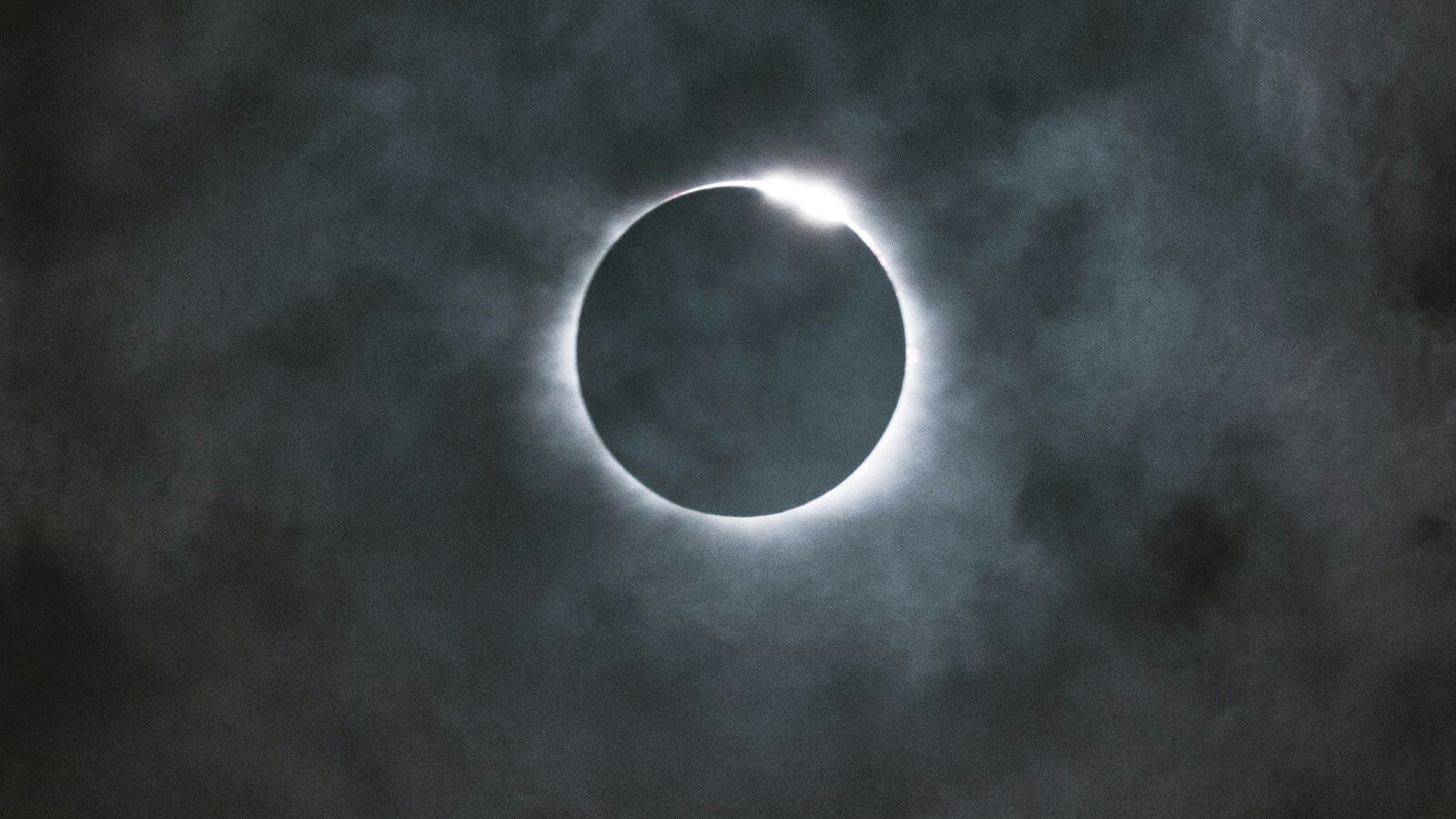 Irlanda se prepara para eclipse solar que cobrirá até 98% do Sol nesta quarta-feira