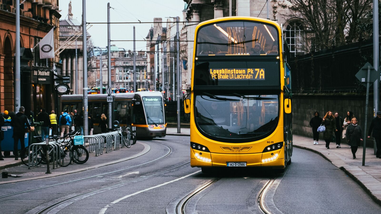 Passagens de ônibus e trens devem subir cerca de 15% em média na Irlanda